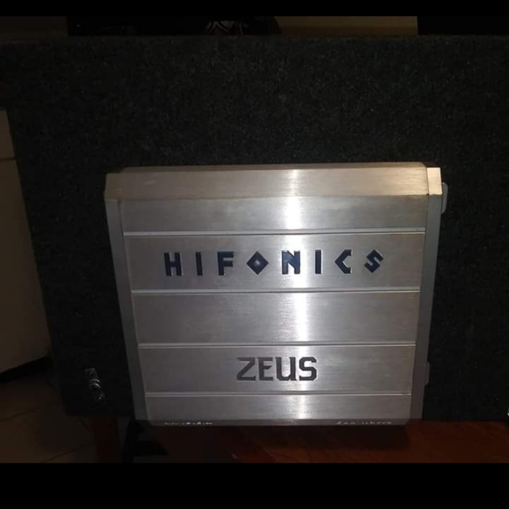 Pioneer speaker and hifonics zues amp